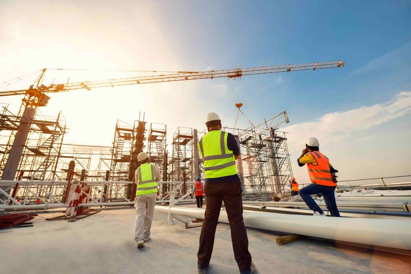 جرثقیل برجی چیست؟ نکات مهم اجاره و تعمیر تاور کرین